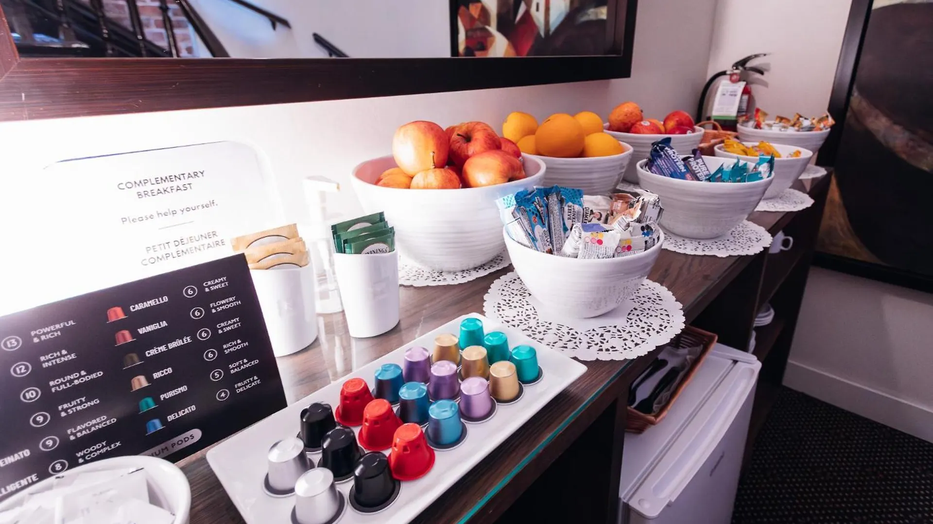 Self Check-In Boutique Hotel - Quartier Latin - Room 202 Montreal