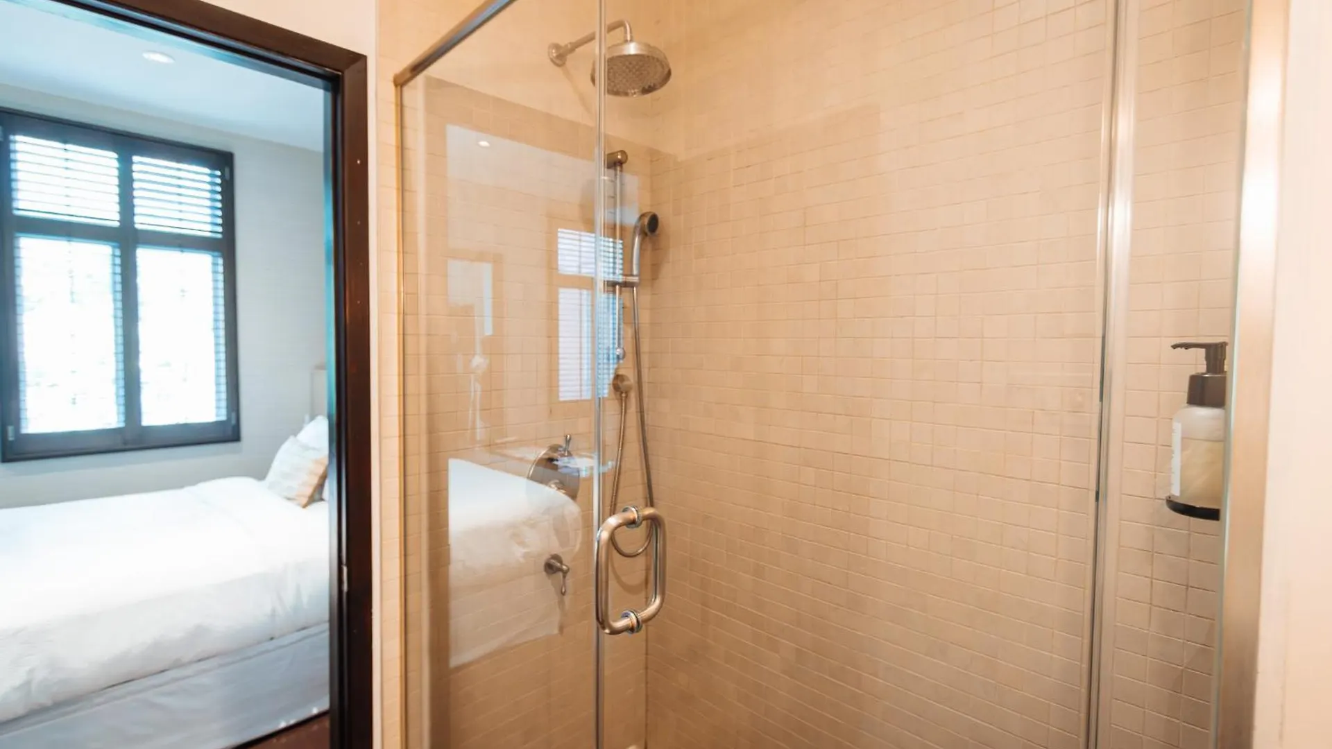 Self Check-In Boutique Hotel - Quartier Latin - Room 202 Montreal 0*,  Canada