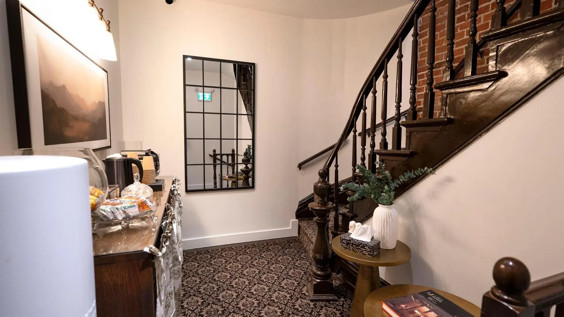 Aparthotel Self Check-In Boutique Hotel - Quartier Latin - Room 202 Montreal