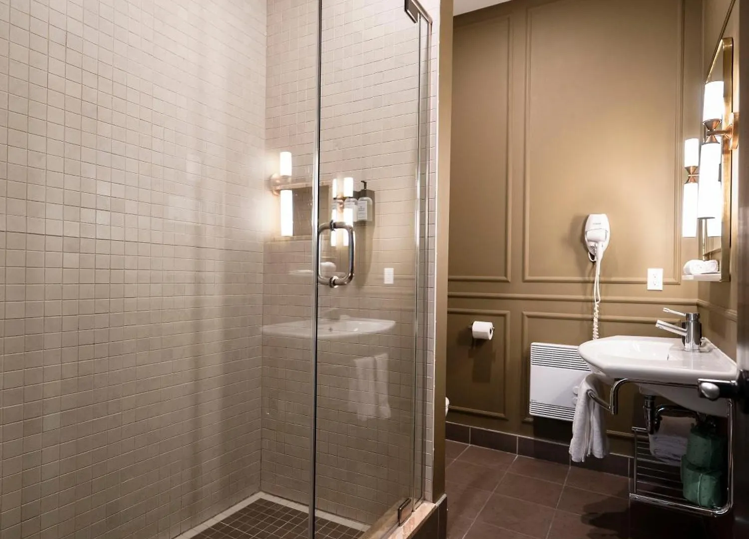 Self Check-In Boutique Hotel - Quartier Latin - Room 202 Montreal Aparthotel