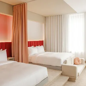 https://rose-htel-invisible.hotelsquebeccity.net