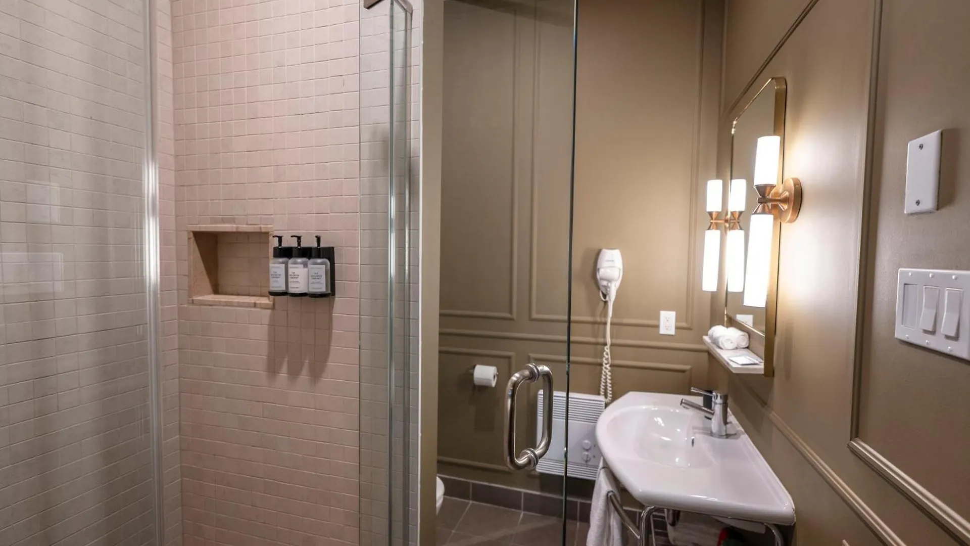 Self Check-In Boutique Hotel - Quartier Latin - Room 202 Μόντρεαλ Καναδάς